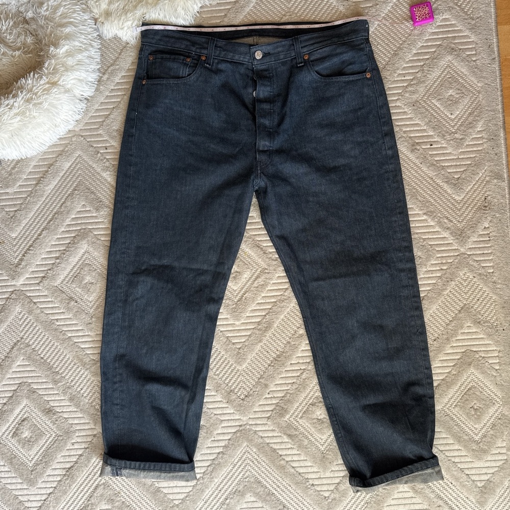 Levi's Men's Charcoal Relaxed Jeans